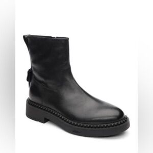 Ash
Women's Magnum Boots